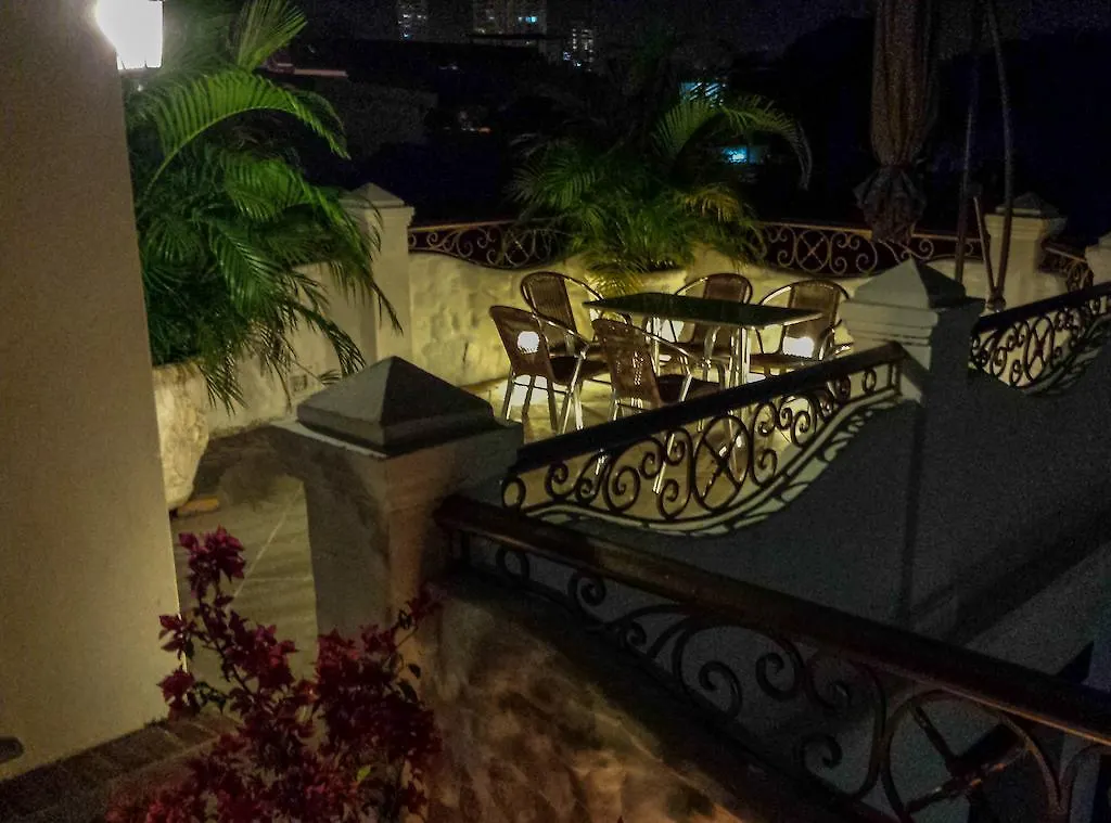 Auberge de jeunesse El Genoves Hostal Cartagène